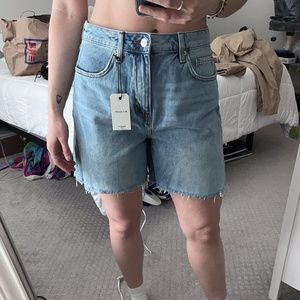 Forever 21 90s Light-wash Jean Shorts, 28 Waist